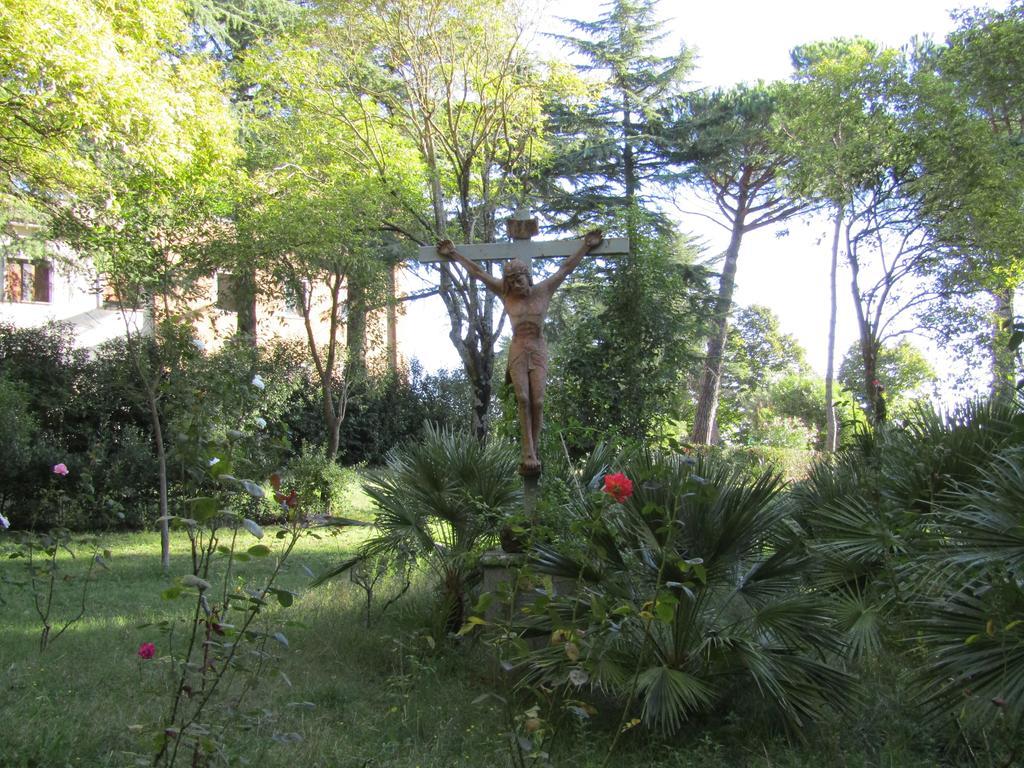 Hotel Monastero San Vincenzo - Casa Per Ferie Bassano Romano Exterior foto