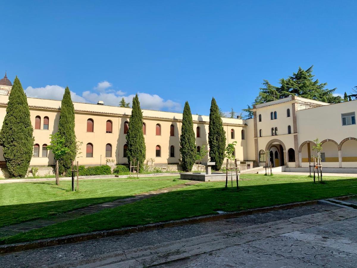 Hotel Monastero San Vincenzo - Casa Per Ferie Bassano Romano Exterior foto